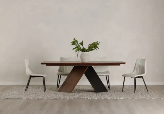 Axio Dining Table