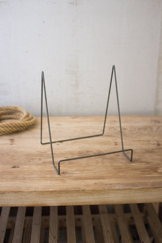 Wire Easel with Brass Finish, Large Set of 6